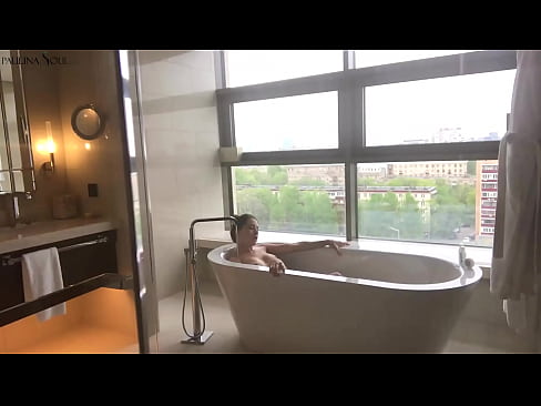 ❤️ 巨大的寶貝熱情地在浴室裡抽搐她的陰部 ️❌ 他媽的視頻 在 zh-tw.kutjeporno.ru ❤